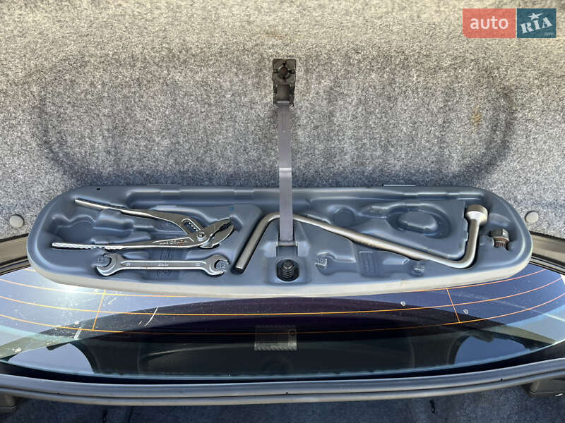 Седан BMW 3 Series 2004 в Ивано-Франковске