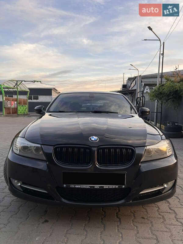 Седан BMW 3 Series 2011 в Броварах
