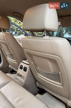 Седан BMW 3 Series 2011 в 