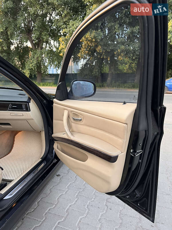 Седан BMW 3 Series 2011 в Броварах