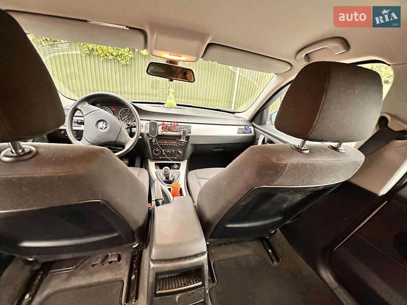 Универсал BMW 3 Series 2006 в Нововолынске