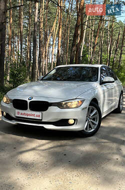 Седан BMW 3 Series 2013 в Білогородці