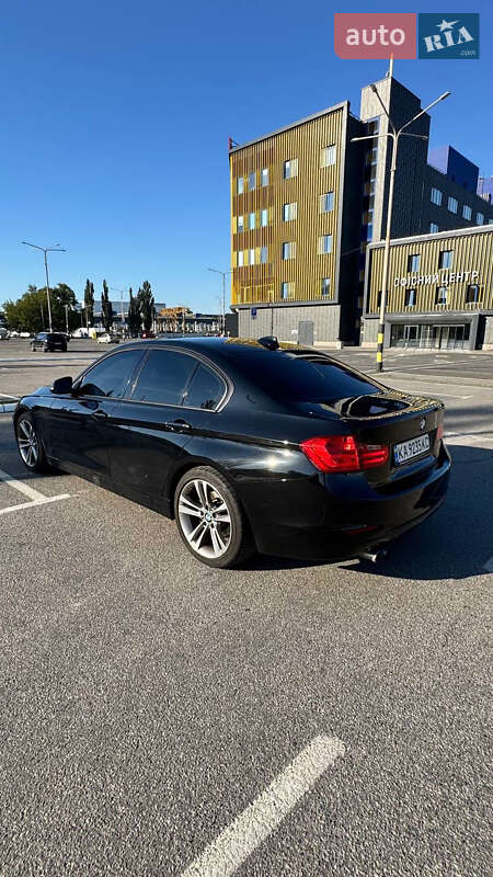 Седан BMW 3 Series 2012 в Киеве