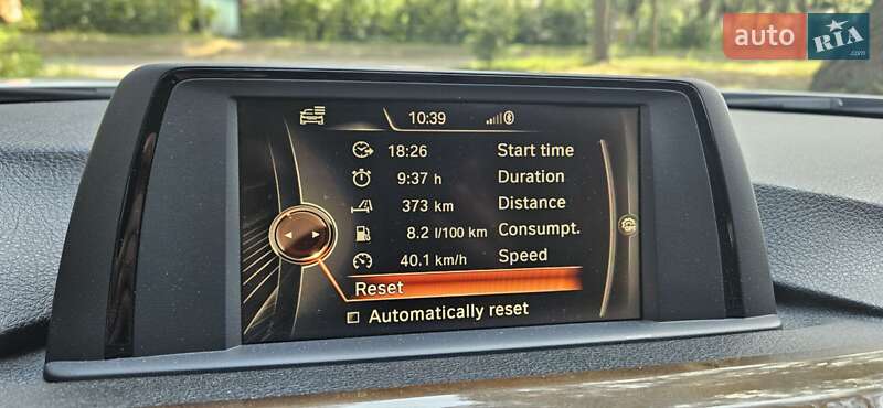 Седан BMW 3 Series 2015 в Новояворівську