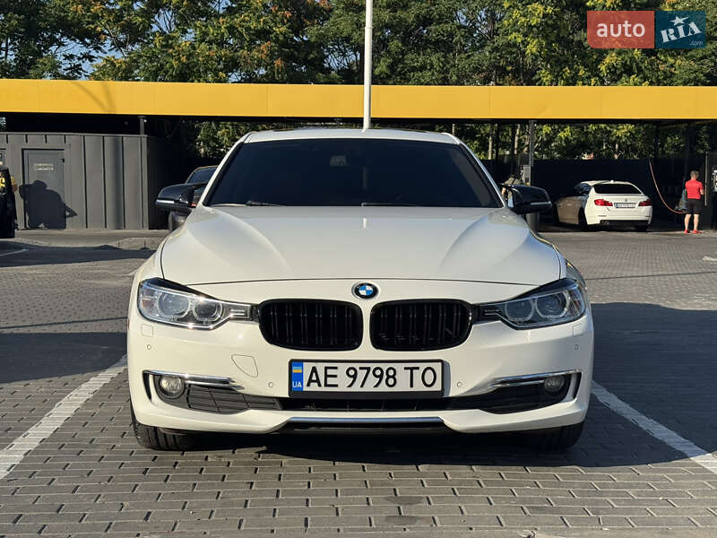 Седан BMW 3 Series 2012 в Днепре