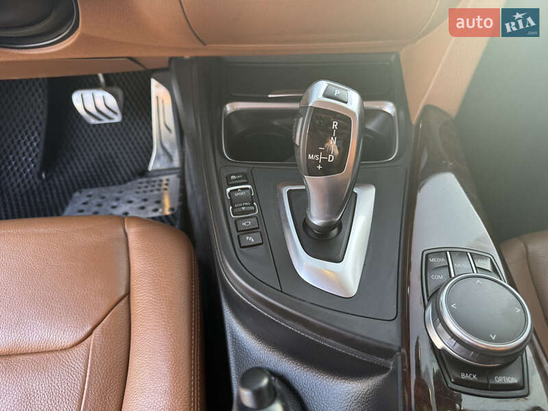 Седан BMW 3 Series 2012 в Днепре