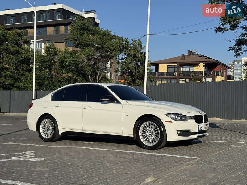 Седан BMW 3 Series 2012 в Днепре