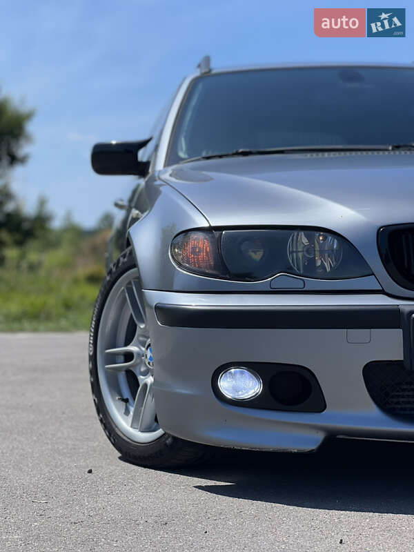 BMW 3 Series 2004