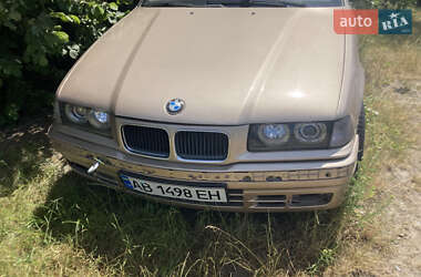 Седан BMW 3 Series 1992 в Калиновке