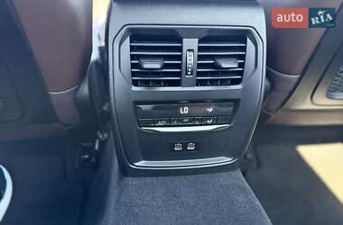 Седан BMW 3 Series 2022 в 