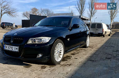 Седан BMW 3 Series 2010 в Рівному