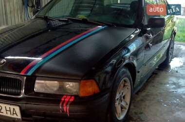 Седан BMW 3 Series 1993 в Львові