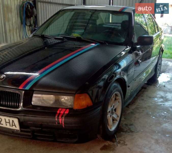 BMW 3 Series 1993