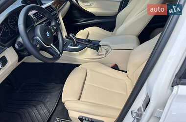 Седан BMW 3 Series 2017 в 