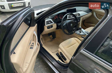 Седан BMW 3 Series 2013 в 