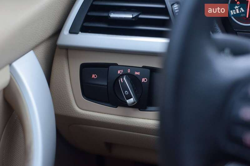 Седан BMW 3 Series 2013 в Житомирі