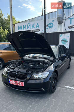 Седан BMW 3 Series 2006 в 