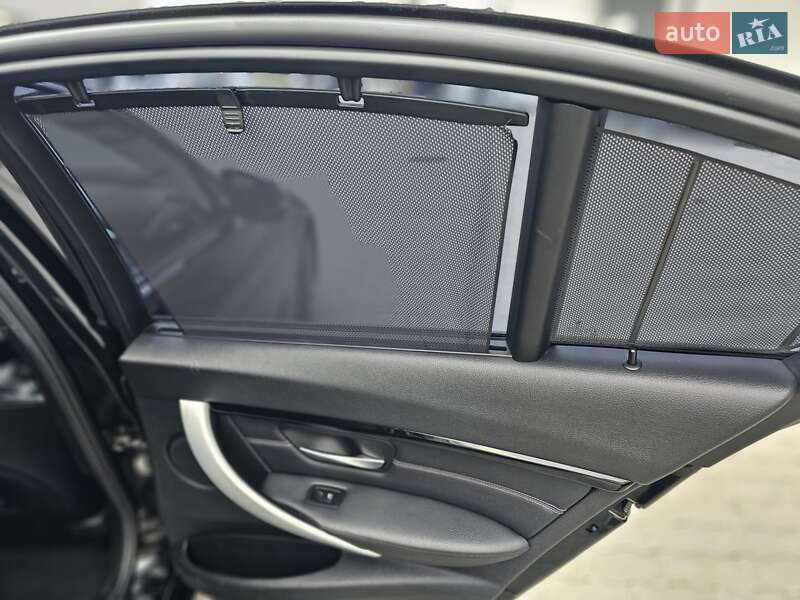 Седан BMW 3 Series 2016 в Хмельницькому