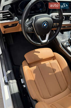 Седан BMW 3 Series 2021 в 