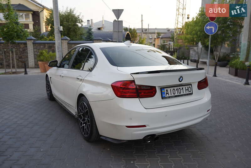 Седан BMW 3 Series 2015 в Білій Церкві