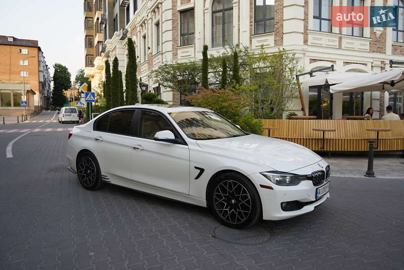 Седан BMW 3 Series 2015 в Білій Церкві