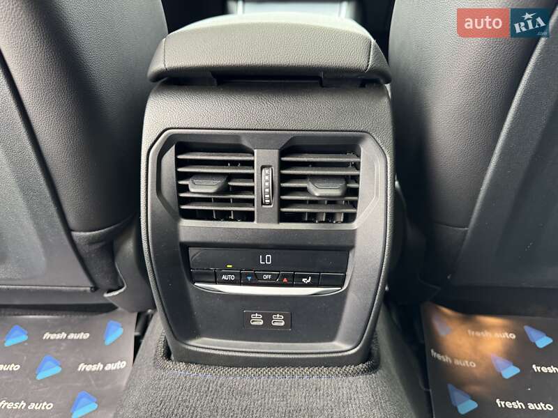 Седан BMW 3 Series 2023 в Рівному