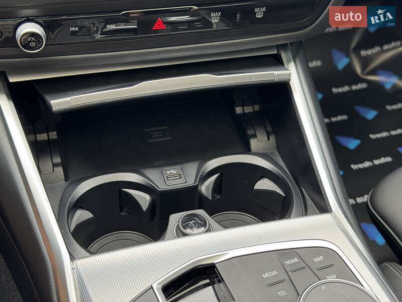 Седан BMW 3 Series 2023 в Рівному