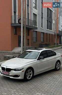 Седан BMW 3 Series 2015 в Львове