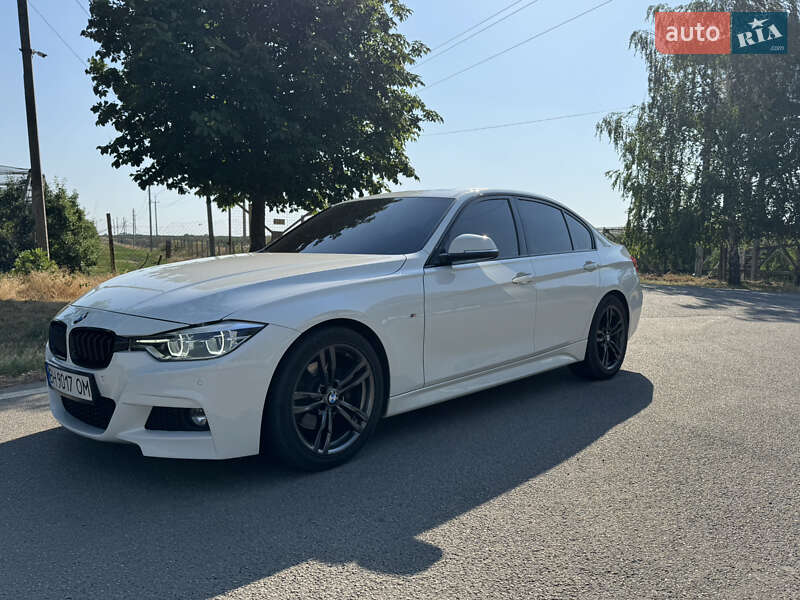 Седан BMW 3 Series 2016 в Днепре