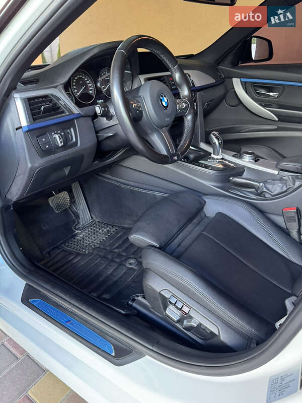 Седан BMW 3 Series 2016 в Днепре
