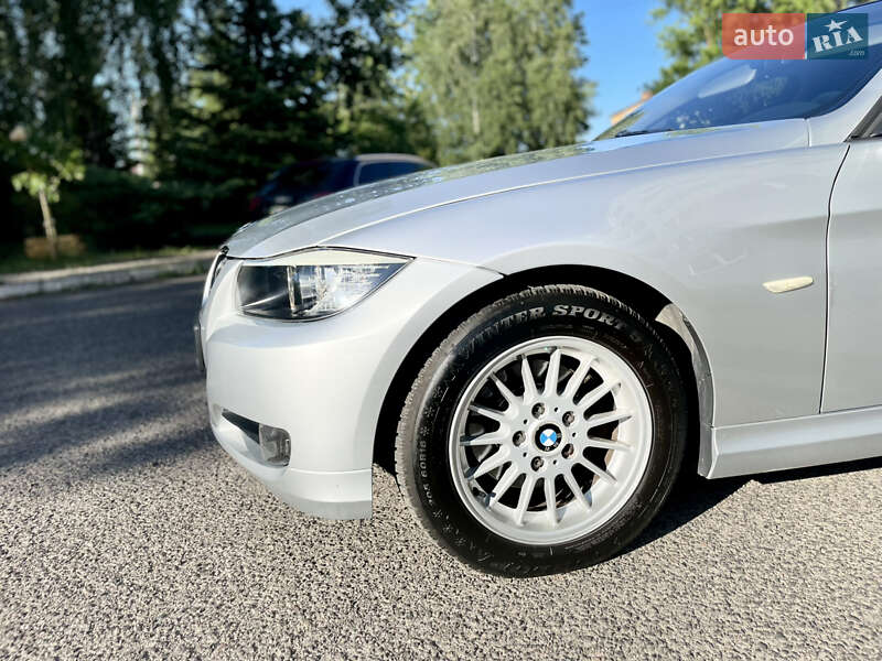 Универсал BMW 3 Series 2008 в Луцке фото 10 Универсал BMW 3 Series 2008 в Луцке