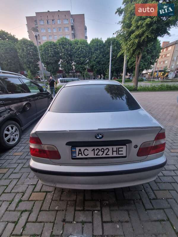 Седан BMW 3 Series 2002 в Луцке