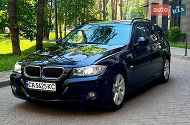 Универсал BMW 3 Series 2009 в Киеве