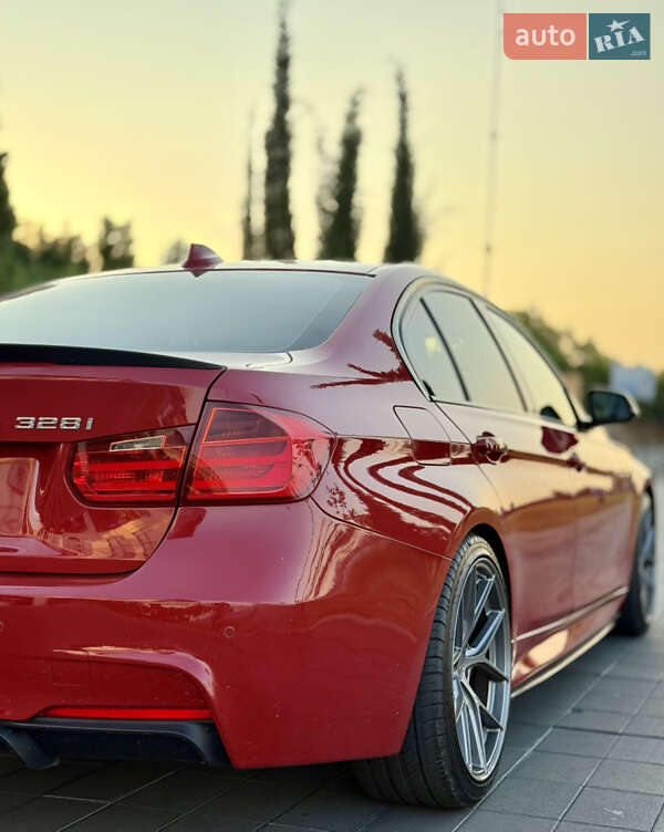 Седан BMW 3 Series 2012 в Одессе