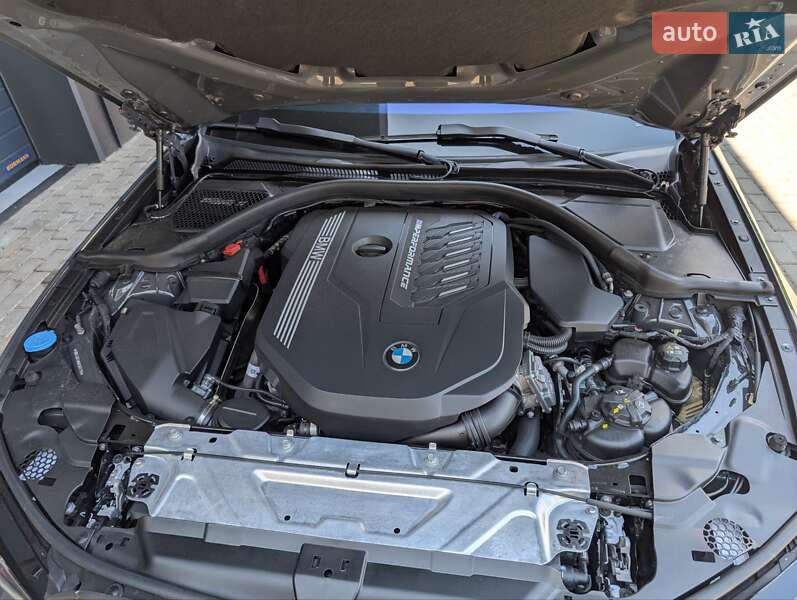 Седан BMW 3 Series 2023 в Львове