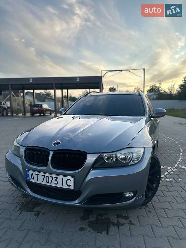 BMW 3 Series 2009