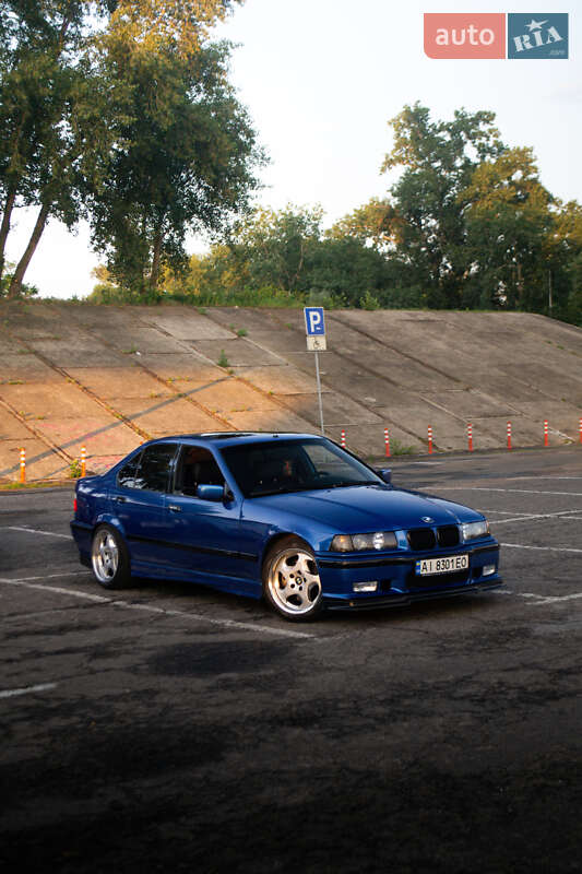 BMW 3 Series 1992