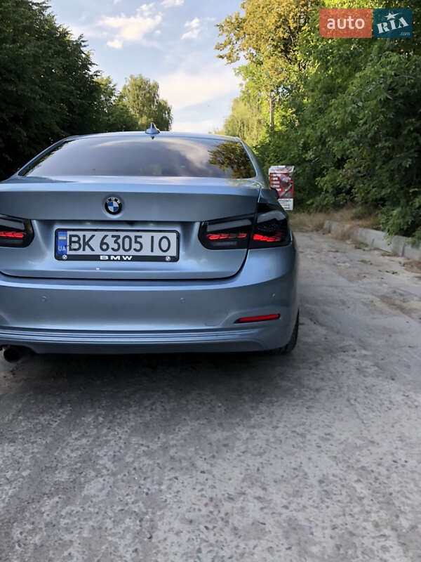 Седан BMW 3 Series 2014 в Ровно фото 24 Седан BMW 3 Series 2014 в Ровно