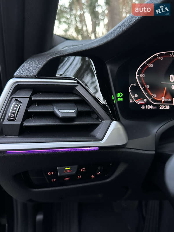 Седан BMW 3 Series 2019 в Черкасах