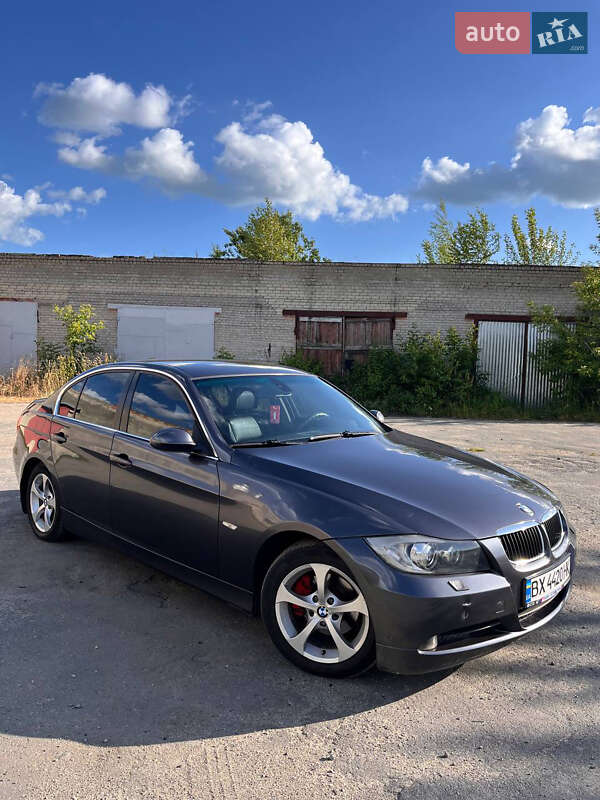 BMW 3 Series 2005