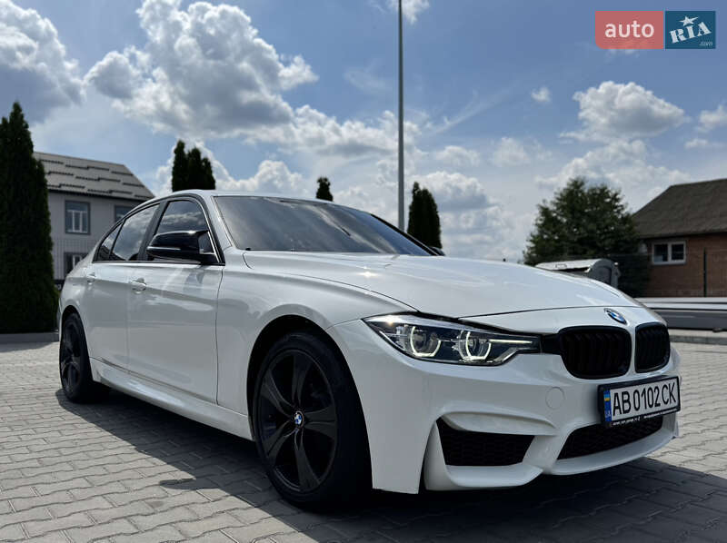 Седан BMW 3 Series 2016 в Вінниці