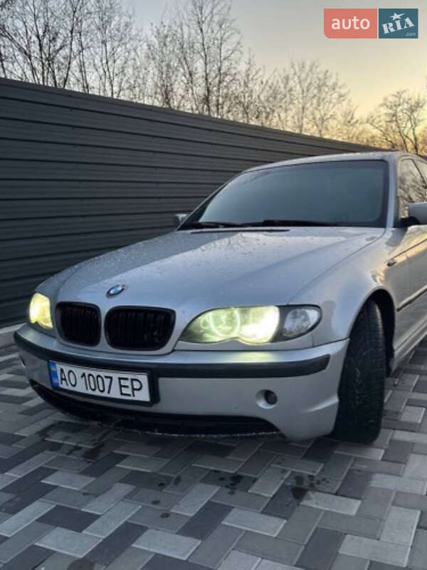 Седан BMW 3 Series 2002 в Каневе