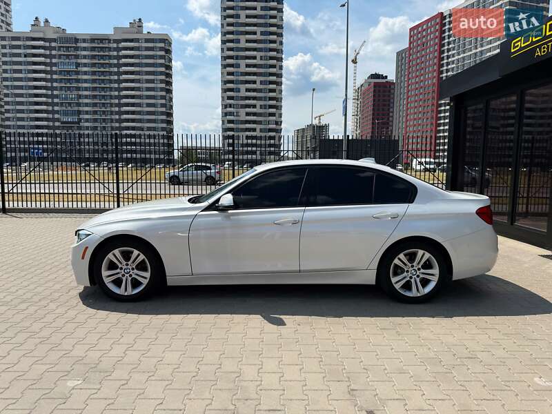 Седан BMW 3 Series 2015 в Киеве