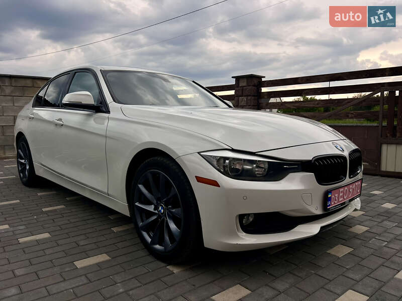 Седан BMW 3 Series 2015 в Житомире