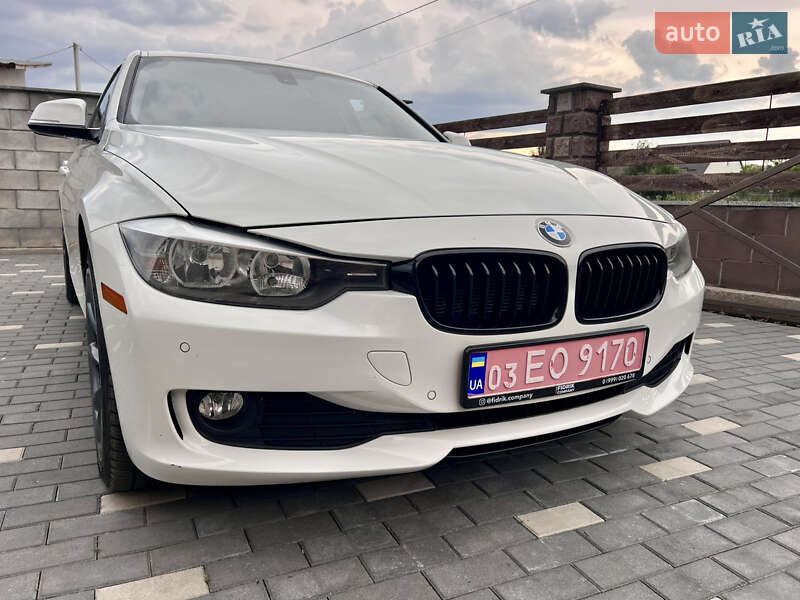 Седан BMW 3 Series 2015 в Житомире