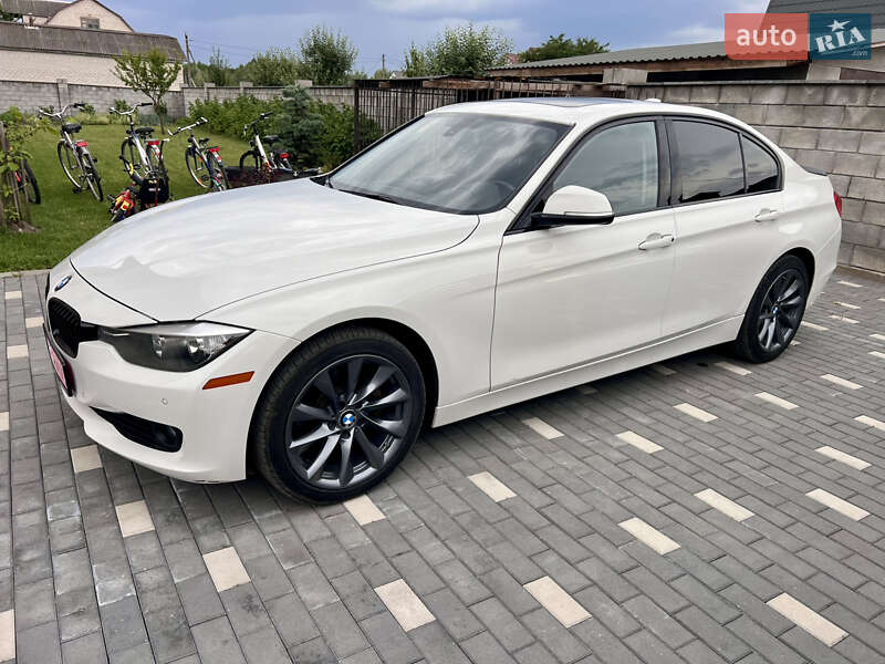Седан BMW 3 Series 2015 в Житомире