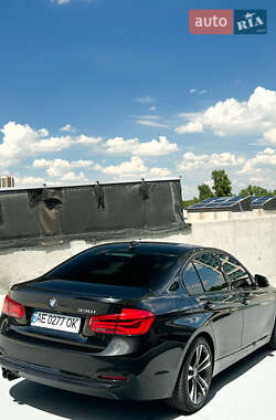 Седан BMW 3 Series 2018 в 