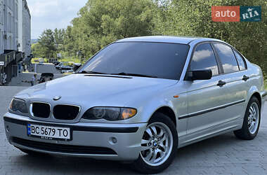 Седан BMW 3 Series 2002 в Новояворовске