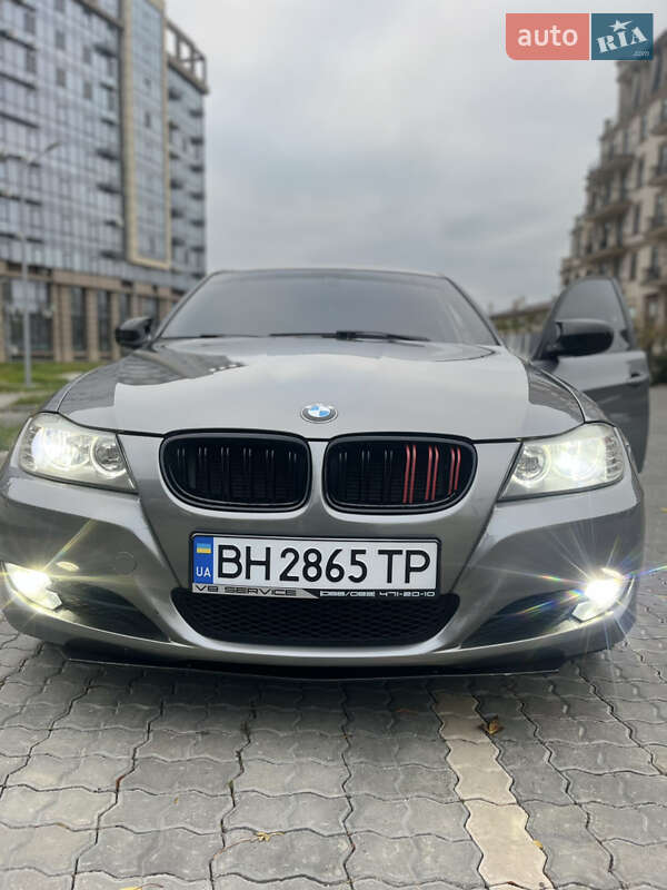 Седан BMW 3 Series 2010 в Одессе фото 14 Седан BMW 3 Series 2010 в Одессе