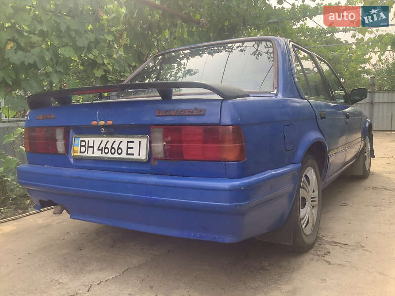 Седан BMW 3 Series 1987 в Ізмаїлі